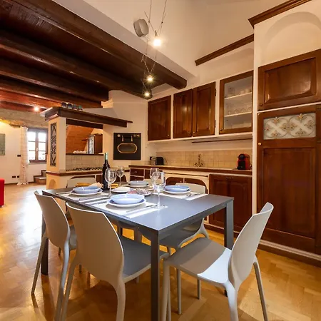 Apartment Peiragal
