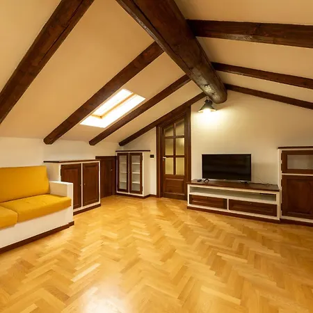Peiragal Apartment *